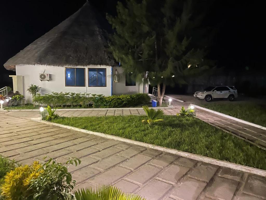 Jambo Beach Hotel Paje Luaran gambar
