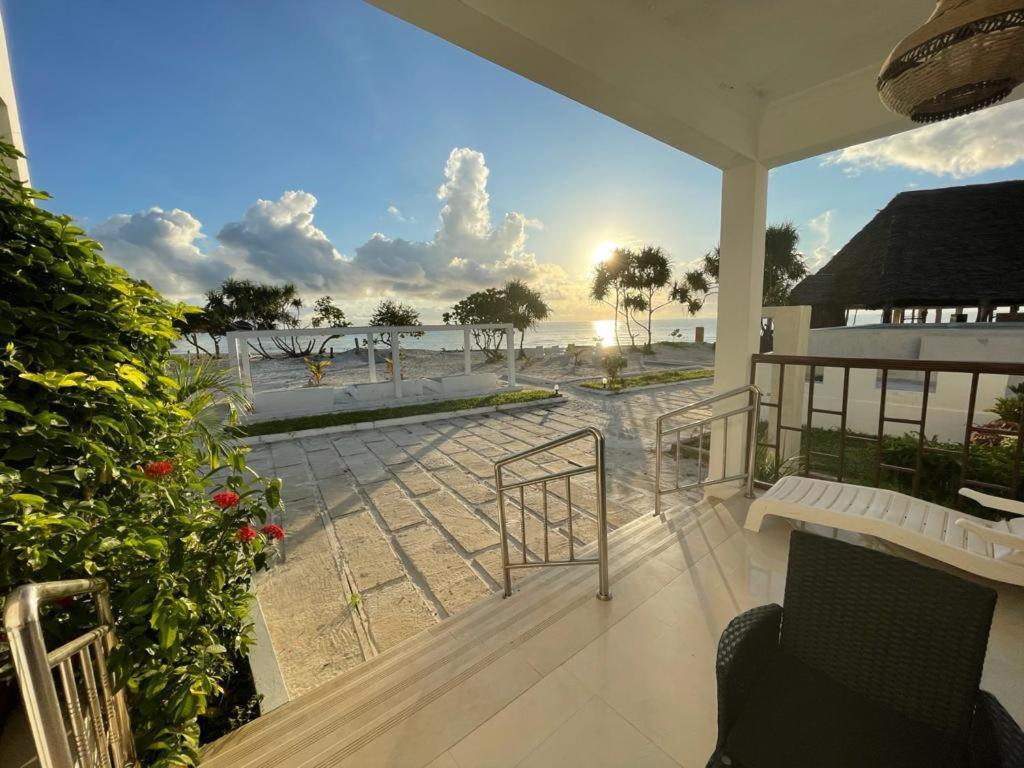 Jambo Beach Hotel Paje Luaran gambar