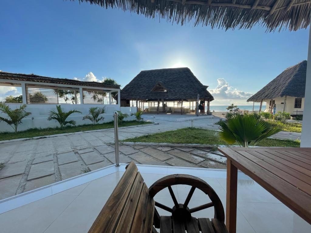 Jambo Beach Hotel Paje Luaran gambar