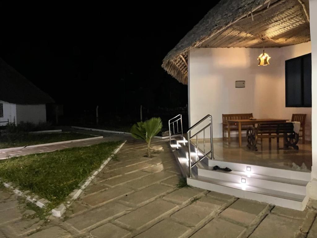 Jambo Beach Hotel Paje Luaran gambar